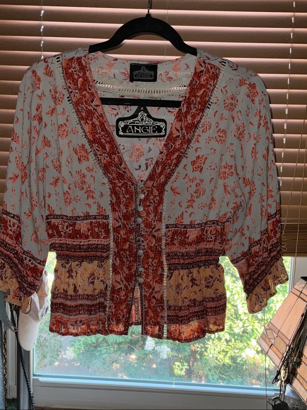 Angie White and Rust Multi-Print Boho 1/4 Sleeve Top Sz M